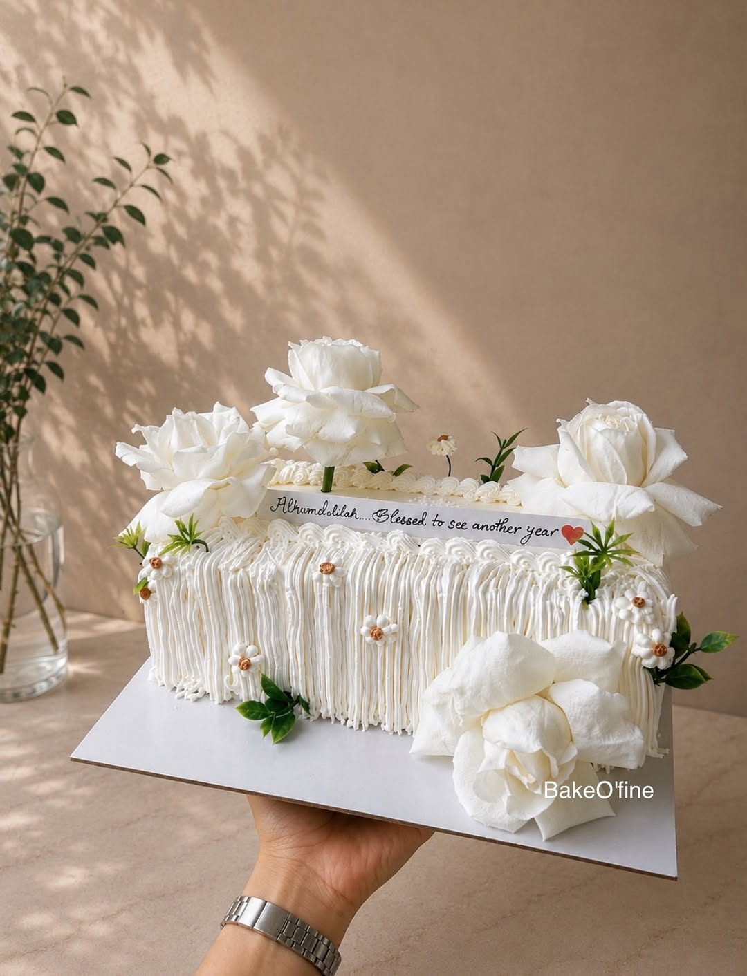 White floral rectangle cake
